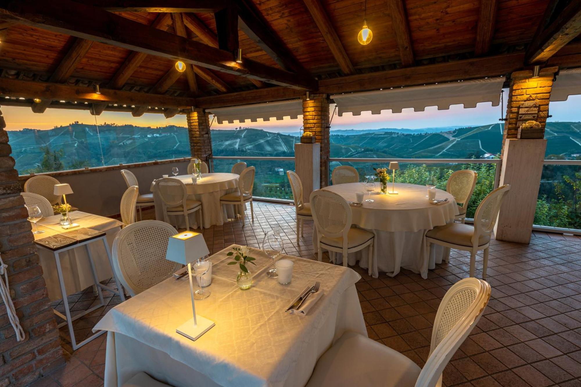 Locanda San Giorgio Neviglie Exterior foto